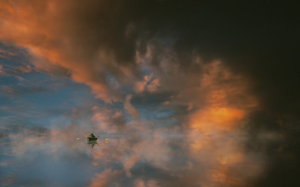 clouded mirror